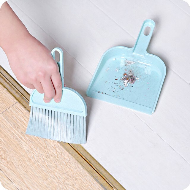 Mini Desktop Sweep Cleaning Brush Small Broom